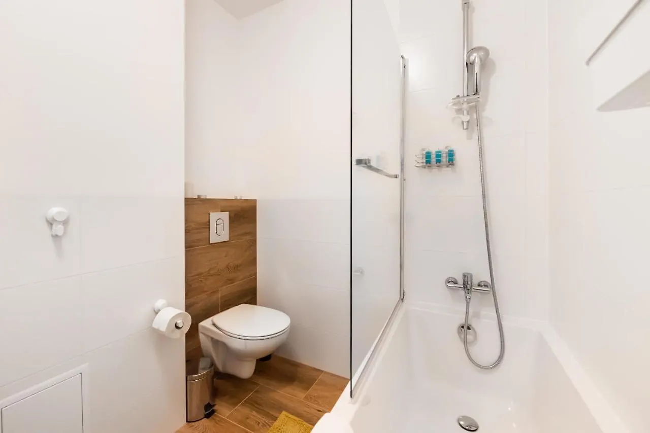 Malborska Lovely Apartment Warsaw